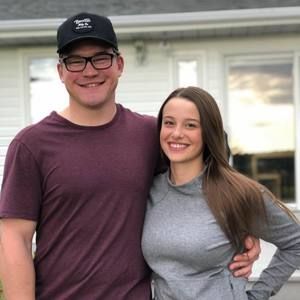 Meet your Posher, Laura